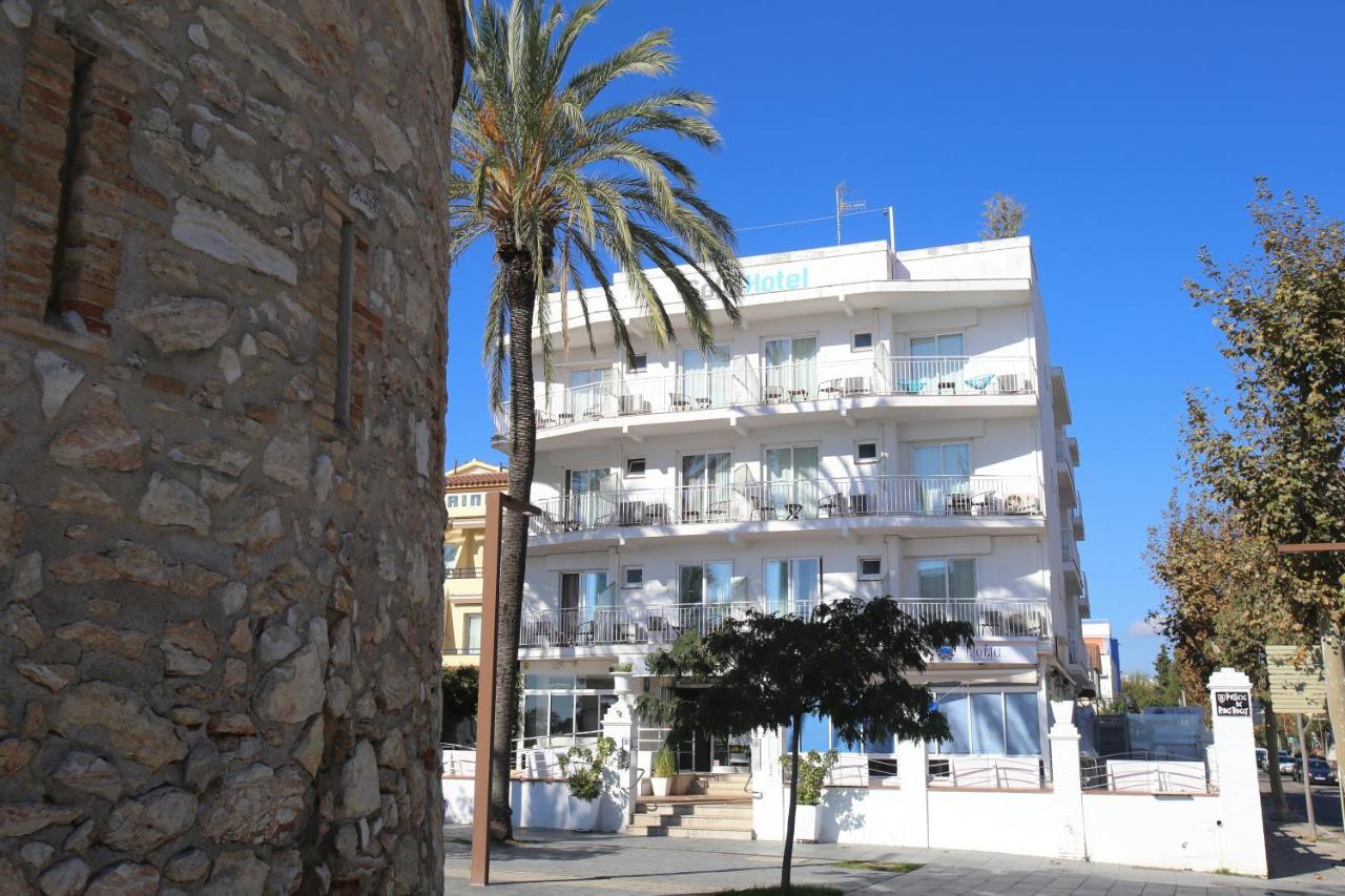 Solvi Hotel - Adults Only Vilanova i la Geltru Bagian luar foto