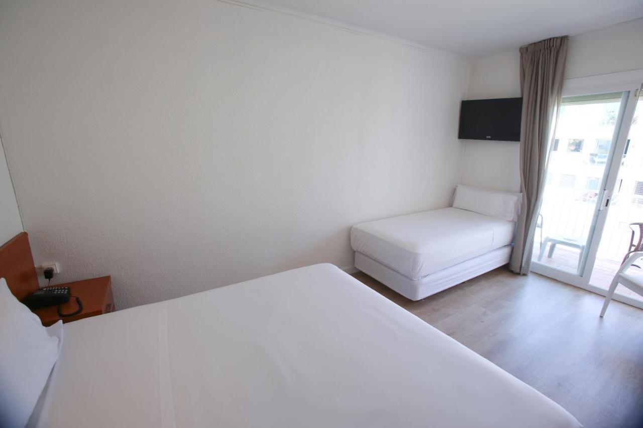 Solvi Hotel - Adults Only Vilanova i la Geltru Bagian luar foto