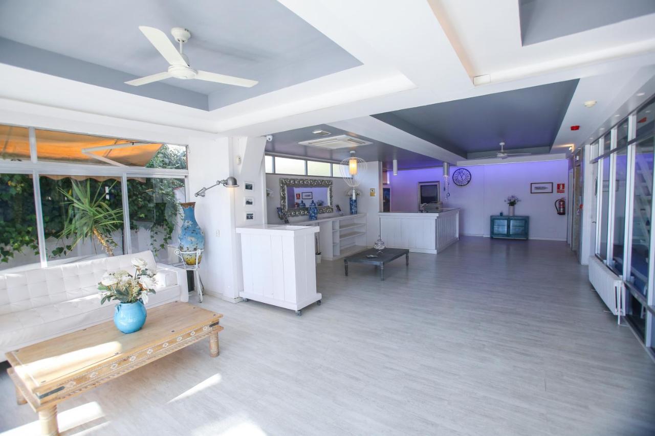 Solvi Hotel - Adults Only Vilanova i la Geltru Bagian luar foto