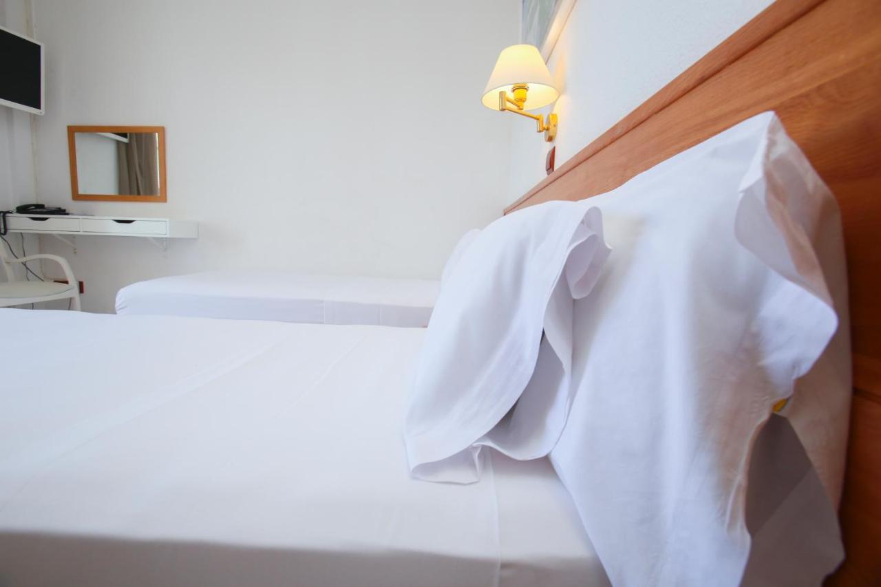 Solvi Hotel - Adults Only Vilanova i la Geltru Bagian luar foto