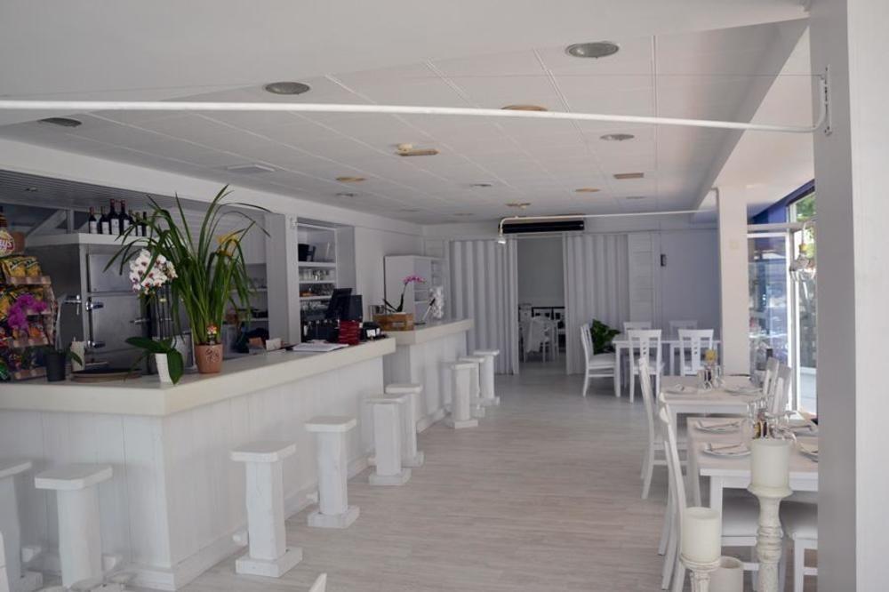 Solvi Hotel - Adults Only Vilanova i la Geltru Bagian luar foto