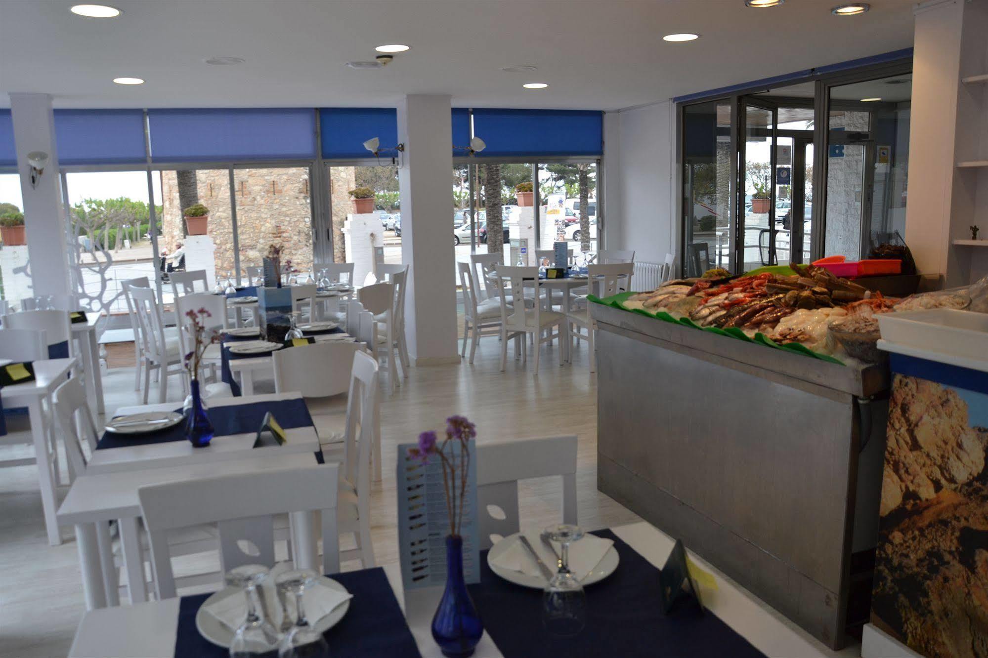 Solvi Hotel - Adults Only Vilanova i la Geltru Bagian luar foto